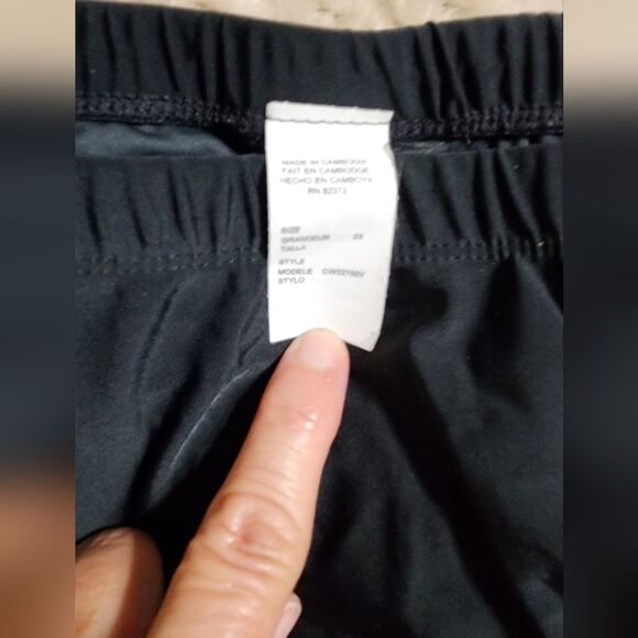 Elegant Black and Cream One Piece Swimwear 2X - Picture 3 of 11